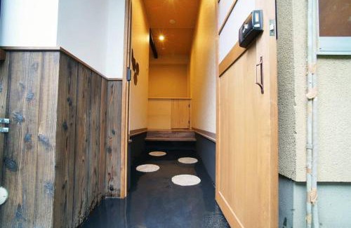 Ukyo Ward House | Inuicho Usagi