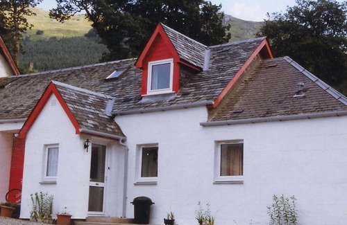 Crianlarich Bed & Breakfast | Inverardran House Bed and Breakfast