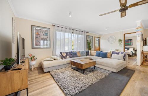 Inverloch House | INVERLOCH - 2 Separate Houses in one!