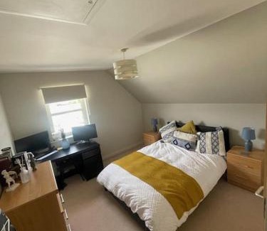 Inverurie Apartment | Inverurie Town Centre 97m2 Maisonette