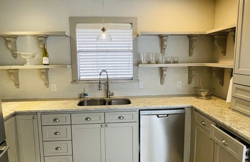 Southwest Carrollton House | Inviting 3 Bed, 3 Bath Home with Courtyard, Natural Light, and Luxury Amenities!