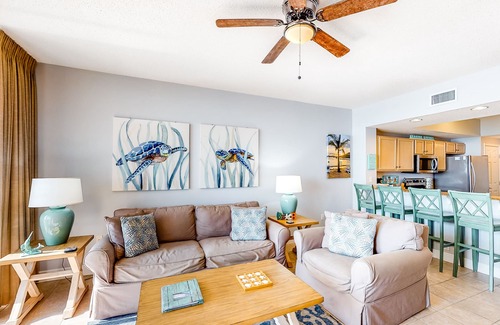 Fort Walton Beach Condo | Inviting 5th-Floor Condo On Okaloosa Island Gulf-Front Views Beach Chairs