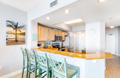 Fort Walton Beach Condo | Inviting 5th-Floor Condo On Okaloosa Island Gulf-Front Views Beach Chairs
