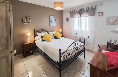 Cazouls-les-Beziers House | Inviting and beautiful vacation home in a suburb of Beziers.
