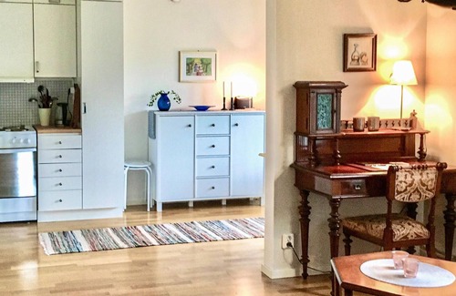 Visby Apartment | Inviting apartment in quiet residential area in the middle of Visby.