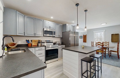 Bridgton House | Inviting Bridgton House with Cozy Interiors and Modern Amenities
