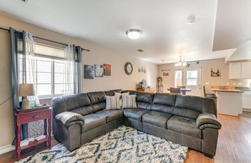 Cheyenne House | Inviting Cheyenne Townhome about 4 Mi to Downtown