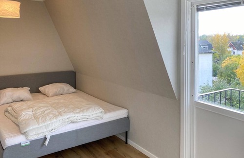 Overum House | Inviting cottage with beautiful garden in Överum.