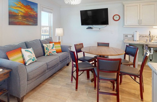 Port St. Joe House | Inviting home 1 block from the beach with screened porch, AC, & W/D