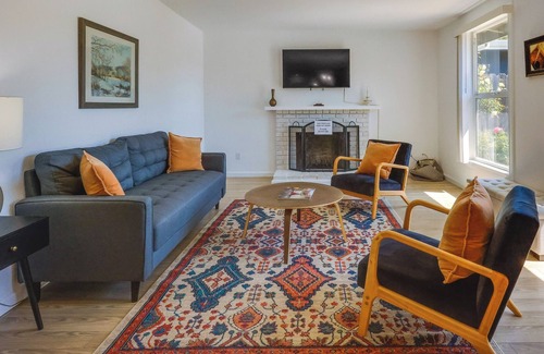 Novato House | Inviting Home w/ Patio: Walk to Downtown Novato!