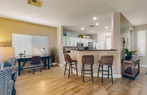 Cooper Commons House | inviting home with private pool, patio, grill, washer/dryer, & central AC