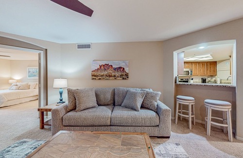 South Scottsdale Condo | Inviting mountain-view condo with balcony - hot tub, heated pool & golf on-site