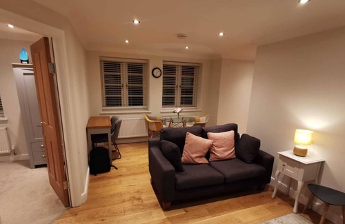 Banbury Apartment | Inviting No.9 - Park Place