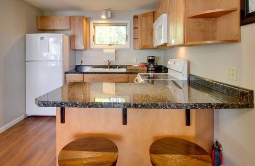 Watab Cabin | Inviting Rice Cabin w/ Fire Pit & Lake Access!