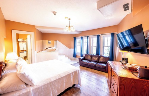 Shawnee On Delaware Hotel | Inviting Stay w/Amazing Adventure in Delaware | Golf & Spa Retreat | Dining