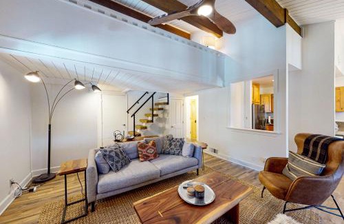 Incline Village Apartment | Inviting Tahoe Escape