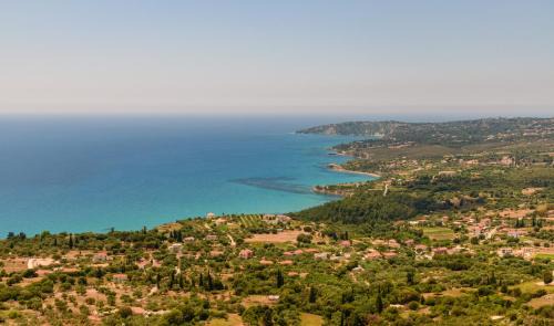 Vlachata House | Ioannis House Sea View-Perfect family holidays