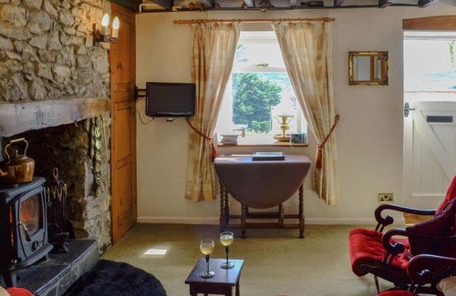 Llandudno House | Iola Cottage