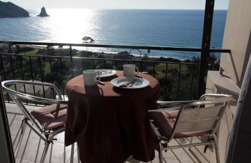Agios Gordios Apartment | Ionian Perl Coast