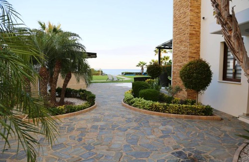 Ayia Thekla Villa | Ionion Beachfront Villa