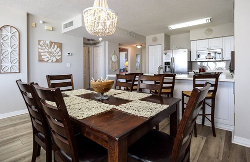 Fort Walton Beach Condo | IP 500: BEACHFRONT 3BDRM 3 BATH W BEACH SERVICE! SAT AUG 16-23, 30-6 DISCOUNT!