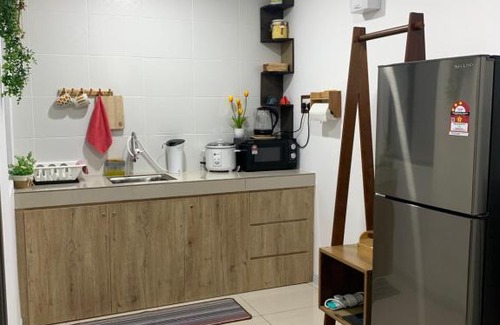Kampung Kuala Pari Apartment | Ipoh Homestay - Manhattan Condominium with Water Park & Leisure Facilities
