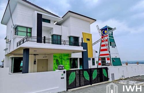Ipoh Villa | Ipoh Lahat Mines Private Pool Lake Villa by IWH Suites