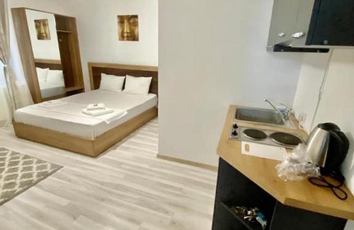 Iasi Apartment | Ipsilanti House