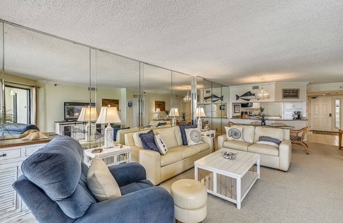 Holiday Isle Condo | IR 602 Top floor Gulf Front 2 BR with washer dryer -amazing views!