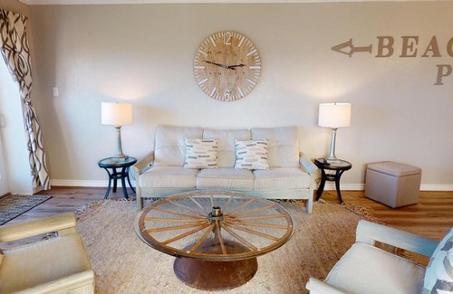 Port Aransas House | IR145 2nd Floor Condo, Ocean View, 1 Bedroom, Shared Pools, Boardwalks