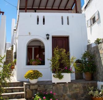 Naousa Apartment | Irene Rooms Naousa Parou