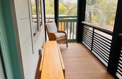 Folly Beach Apartment | Irie on Erie B