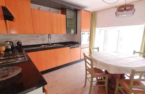 Santa Lucia Apartment | Irina Art Apartment | Center Syracuse | 10 min walk to Ortigia| No ZTL Zone