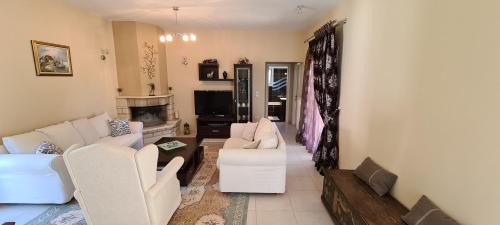Limni House | Irini's country house