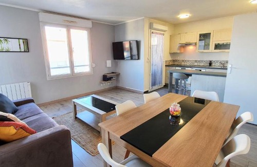 Orly Apartment | IRIS-12 Min aéroport PARIS ORLY - Arrivée autonome- Wifi & Parking gratuit