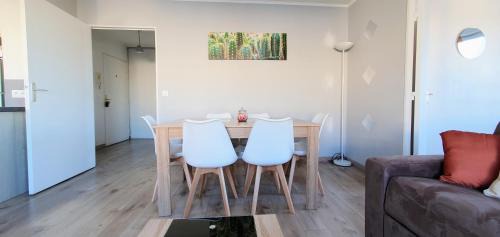 Orly Apartment | IRIS-12 Min aéroport PARIS ORLY - Arrivée autonome- Wifi & Parking gratuit