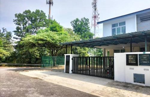 Johor Bahru House | IRIS 31 Corner Lot Near Legoland JDT UTM Malay Only