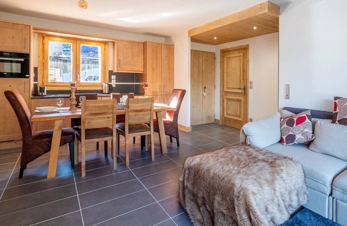 Les Houches Apartment | IRIS. Chamonix Holidays. Style. Ski Les Houches