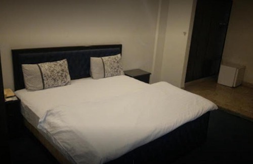 Sahiwal Hotel | Iris Hotel Sahiwal