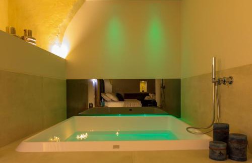 Altamura House | Iris Luxury Suite