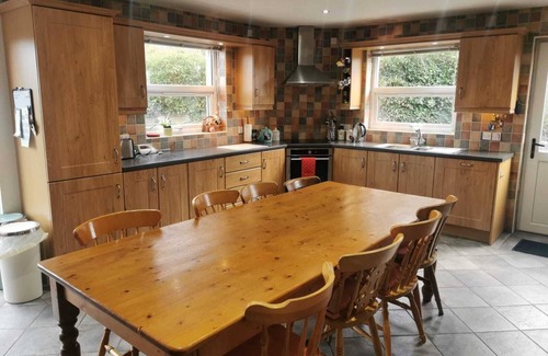 Coleraine House | IRISH OPEN 2025 Large house sleeps 14. Beside forest & beach. 30mins to Portrush