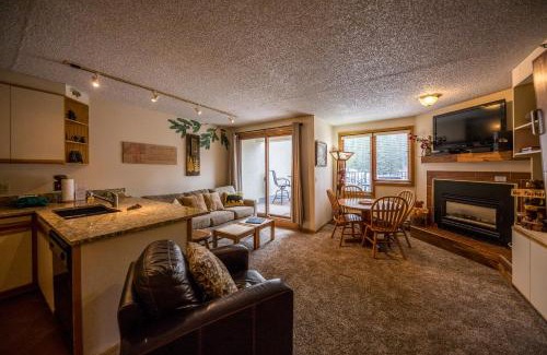 Winter Park House | Iron Horse Building C Unit 1023