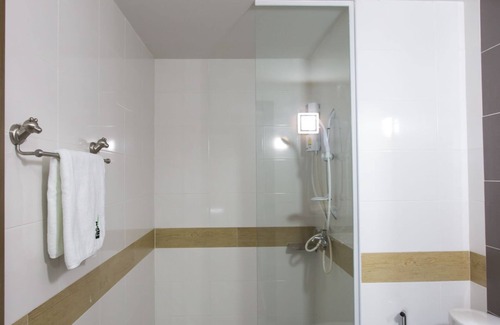Phitsanulok Hotel | Iron Resort&Hotel