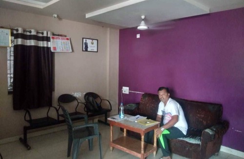 Bellary Hotel | iROOMZ Pranathi Comforts