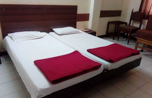 Hubli Hotel | iROOMZ Samrat Ashok