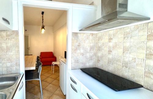 Prenestino-Labicano Apartment | Irpinia 19 Guest House