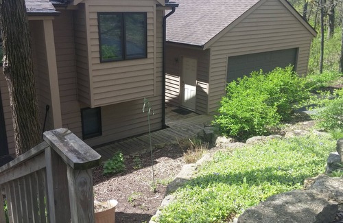 The Galena Territory House | Irresistibly Inviting 3 Bedroom 3 Bath with HOT TUB, FIREPLACE, WOODED VIEW