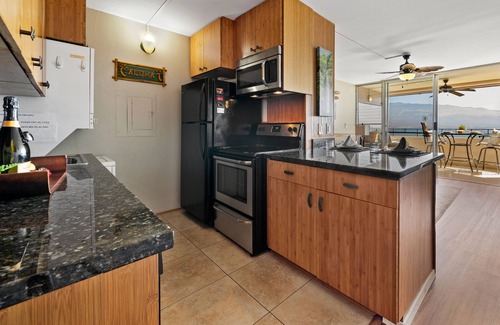 Maalaea Condo | IS 210 OceanFront Condo w Expansive Ocean Views Pool AC