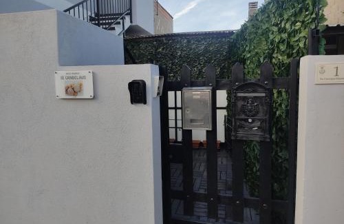 Capoterra Apartment | Is candelaus