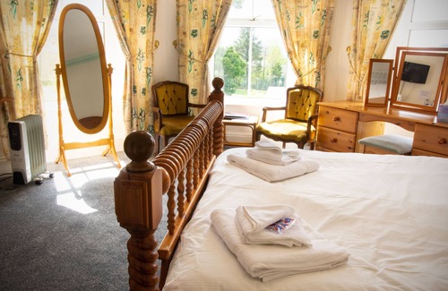 Rhiwbryfdir Bed & Breakfast | Isallt Guest House